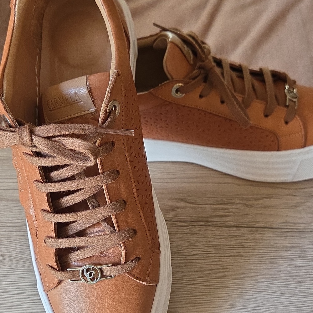 Carmela Platform Sneakers Sz 38 (8) - Picture 7 of 16